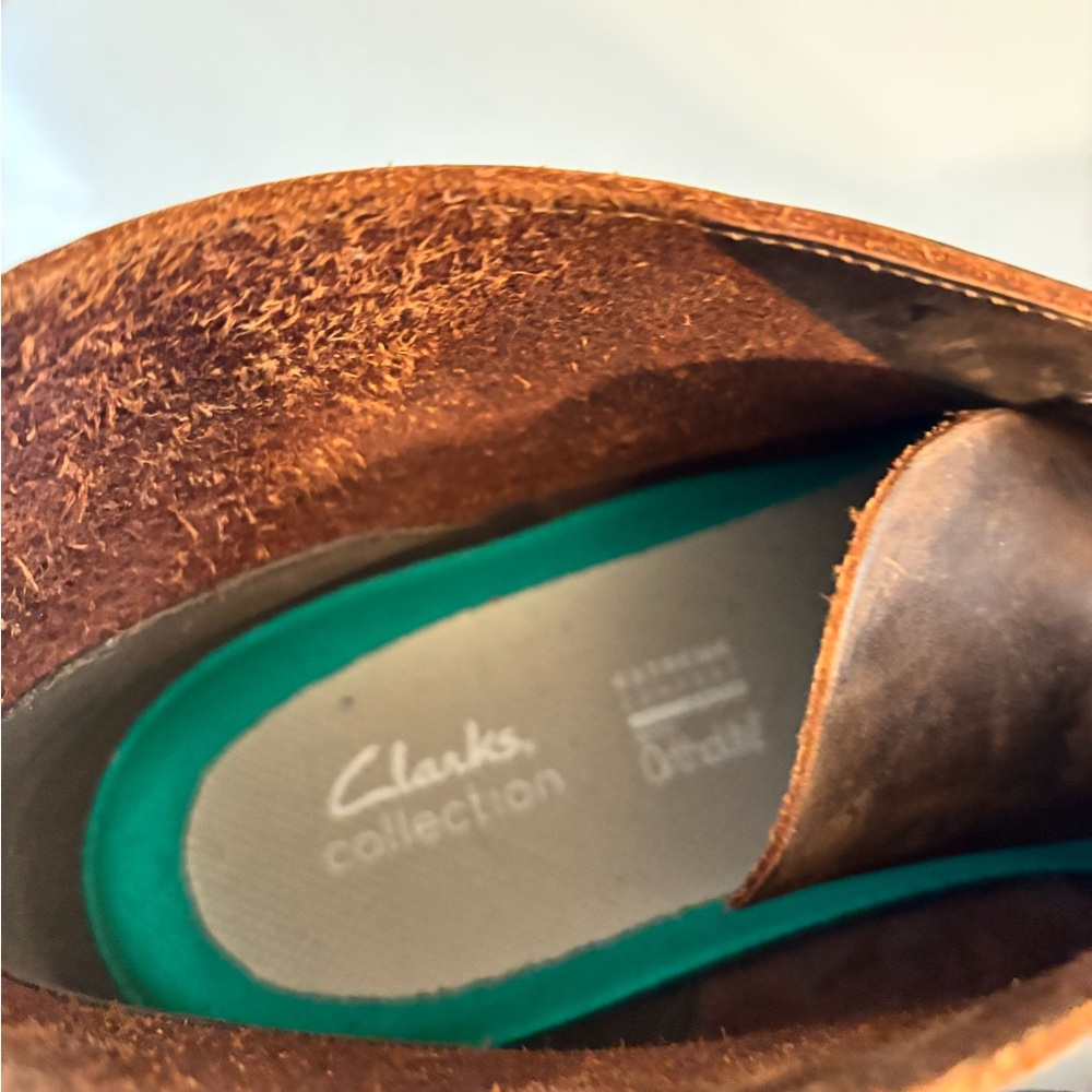 Men's  Clarks Size  13 Brown Leather Chukka Boots - Picture 5 of 8